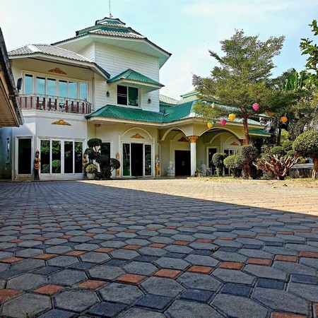 ขายบ้าน-2-หลัง-พร้อมที่ดินรวมฟอร์นิเจอร์-มีสระว่ายน้ำส่วนตัว-จังหวัดชลบุรี