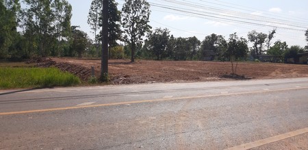 ขายที่ดินถมแล้วบ้านโนนสูง-3-ล็อค-ล็อคละ-200-ตรวา