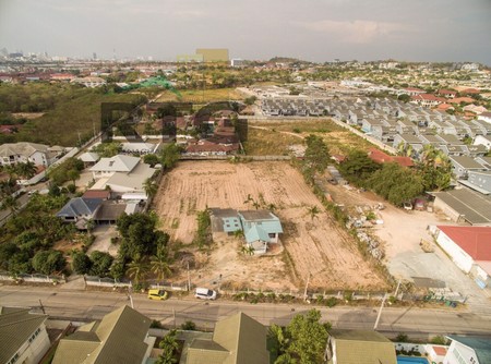 ขายที่ดินแปลงงามพร้อมบ้าน-พัทยาใต้-เนื้อที่-3-ไร่-ซอยสุขุมวิท87-ติดถนนหนองกระบอก