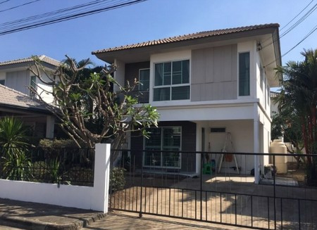 ขายด่วน-บ้านเดี่ยว-2-ชั้น-โครงการแลนด์แอนด์เฮ้าส์-อินนิซิโอคลองสาม-ปทุมธานี