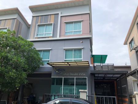 ทาวน์โฮม-3-ชั้น-คาซ่าแกรนด์-ราชพฤกษ์-พระราม-5-ทำเลติดถนนใหญ่