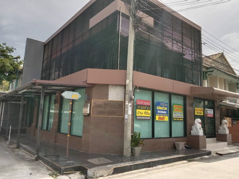 ขายทาวว์เฮ้า-2-ชั้น-หมู่บ้านพฤกษา15-ราคา-295-ล้านบาท-พร้อมโอน