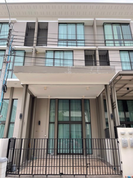 ขายทาวน์โฮม-35-ชั้น-โครงการ-patio-พระราม9-พัฒนาการ-บ้านสวยพร้อมเข้าอยู่