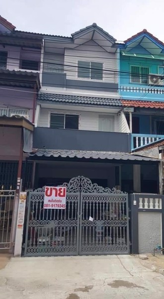 ขายทาวน์เฮ้าส์3ชั้น-หมู่บ้านสินทวีแกรนด์วิลเลจ-พระราม-2