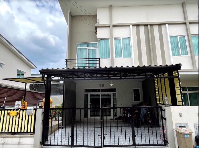 ขายทาวน์โฮมแฝด-2-ชั้น-สภาพนางฟ้า-หมู่บ้านกัสโต้-เพชรเกษม-ทวีวัฒนา-กรุงเทพ