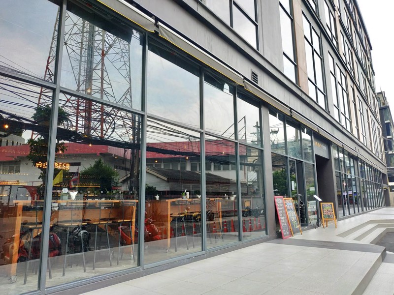 ขายและให้เช่าคอนโดพร้อมอยู่-แบงค์คอก-เฟ-ลิซ-สุขุมวิท-69-สามารถผ่อนตรงกับเจ้าของโดยตรง