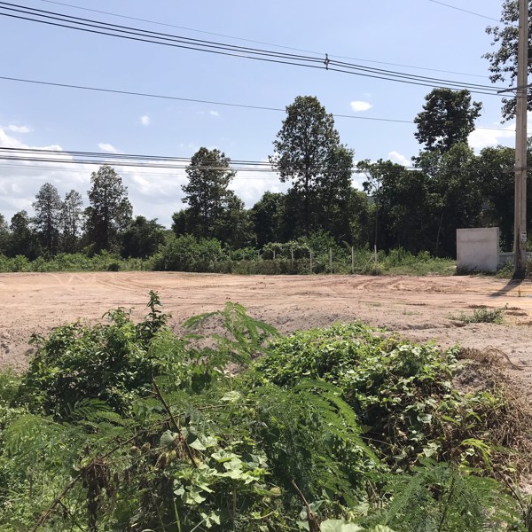 ขายที่ดินติดถนน-ซุปเปอร์สายเชียงใหม่-ลำปาง-ทำเลดี-อำเภอห้างฉัตร-ลำปาง