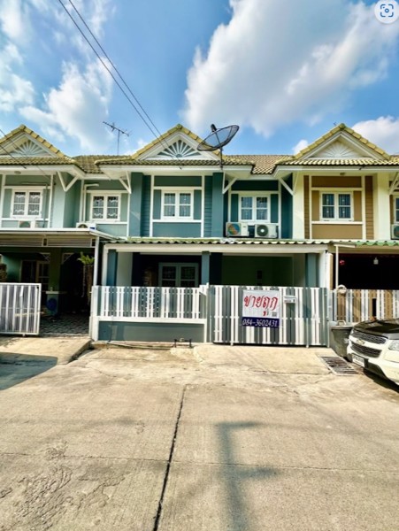 ขายด่วน ขายถูก ต้นโครงการ รีโนเวทใหม่ หมู่บ้านพฤกษา B รังสิต-คลอง3