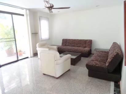 ทาวน์เฮ้าส์ในหมู่บ้าน-สำหรับพักอาศัย-ในซอยทองหล่อ-town-home-in-compound-for-residence-in-thonglor