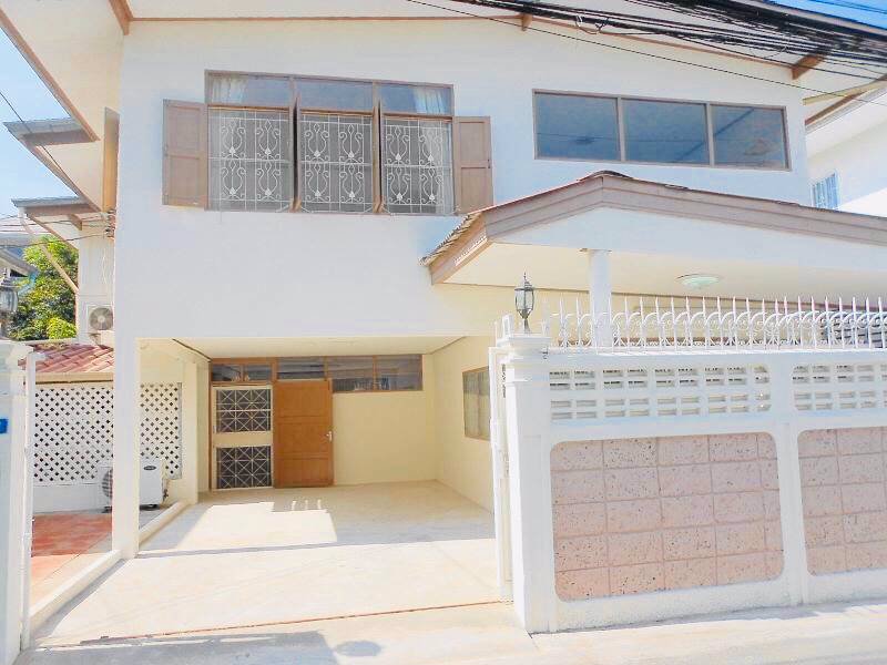 บ้านเดี่ยวน่ารัก-ในซอยสุขุมวิท-เพื่อที่พักอาศัยเท่านั้น-single-house-in-sukhumvit-for-residence