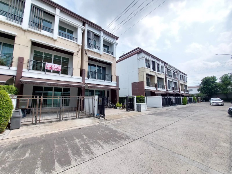 ขาย-ทาวน์โฮม-บ้านกลางเมือง-เกษตร-นวมินทร์-baan-klang-muang-kaset-nawamin