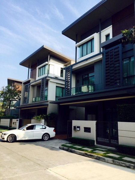 ขายบ้านเดี่ยวโครงการนาราสิริไฮอเวย์-เลียบทางด่วนเอกมัย-รามอินทรา-