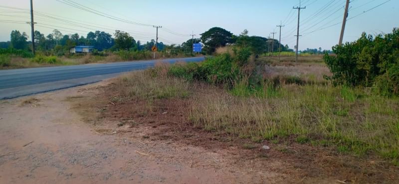 ขายที่ดินเปล่าติดปั้ม-100ตรว-ราคา-500000