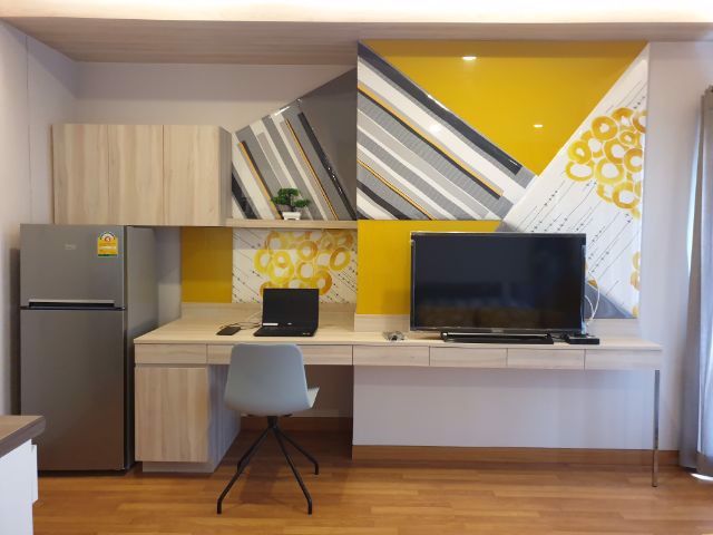 ให้เช่าคอนโด-lumpini-park-วิภาวดี-จตุจักร-ชั้น-9-ห้องมุม-วิวสระ-ใกล้bts-หมอชิต-มีเครื่องซักผ้า