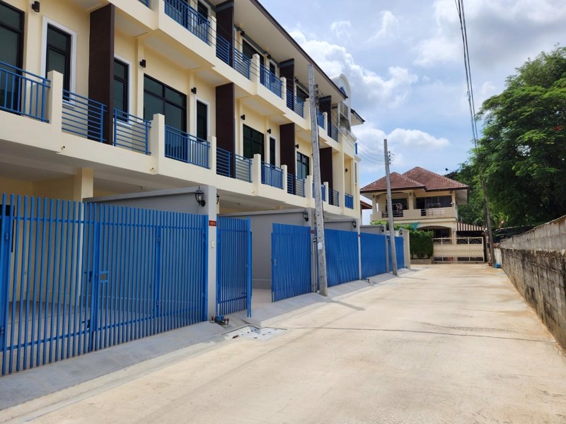 โครงการ THE SUCCESS บางขุนนนท์ 29 🏠 ซ. บางขุนนนท์ 29 ถนนบางขุนนนท์, เขตบางกอกน้อย