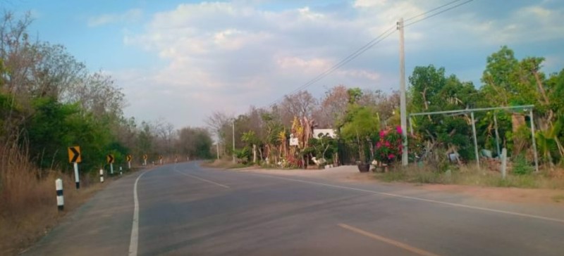 ขายที่ดิน-พร้อมที่เก็บของ-ทำเลดี-ติดร้านกำไรทอง