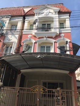 ให้เช่า-townhome-urban-sathorn-fully-furnish