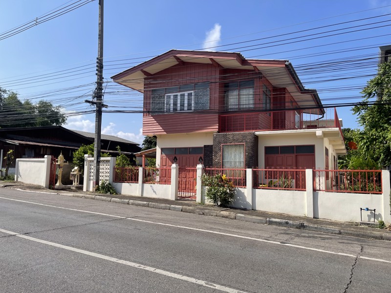 ขาย-ให้เช่า-บ้านพร้อมที่ดิน-อยู่ใจกลางเมืองจังหวัดแม่ฮ่องสอน-ถนนปางล้อนิคม