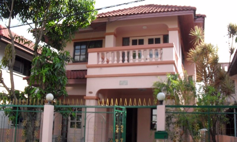 ให้เช่า-ด่วน-บ้านเดี่ยว2ชั้น-50ตรว-ตกแต่งใหม่พร้อม-อยู่หมู่บ้าน-วิเศษสุขนคร-ถนนพระราม2-ซอยแสมดำ-