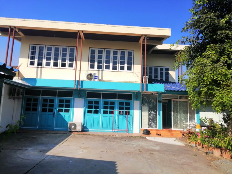 ให้เช่า-ด่วน-บ้านเดี่ยว2ชั้น-พร้อมบ้านเดี่ยวชั้นเดียวอีก1หลัง-พื้นที่350-ตรว-อยู่ถนนสุทธิสาร