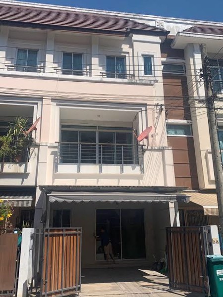 ขายด่วน-บ้านกลางเมือง-swiss-town-เกษตรนวมินทร์เพียง395ล้าน