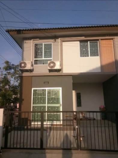 ให้เช่า-ทาวน์เฮ้าส์-2-ชั้นหลังมุม-มพฤกษา106-เยื้องวัดตำหรุ-ติดถนนใหญ่-ราคา-9500-บาท