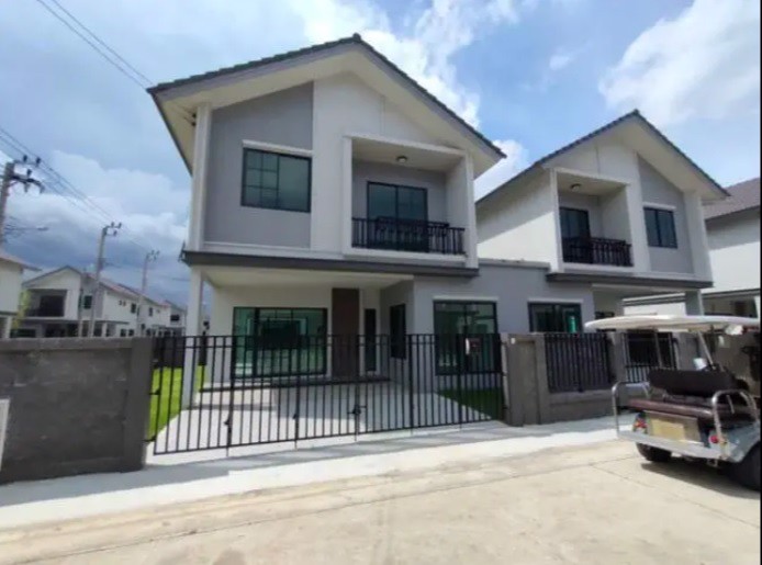 ให้เช่า-บ้านใหม่หลังมุม-บริทาเนีย-เมกะทาวน์-บางนา-บ้านสวย-มีเฟอร์นิเจอร์-พร้อมอยู่-ราคา-28000-บาท