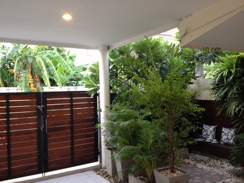 ให้เช่า-ทาวน์เฮ้าส์-รีโนเวทใหม่-เฟอร์นิเจอร์ใหม่ทั้งหลัง-ใกล้เซ็นทรัลเวสต์เกต-บ้านสวยเฟอร์ครบ