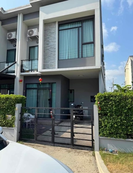 ให้เช่า-ทาวน์เฮ้าส์-2-ชั้น-หลังมุม-มแกรนด์พลีโน่-สุขาภิบาล5-วัชรพล-บ้านสวย-มีเฟอร์นิเจอร์-เล