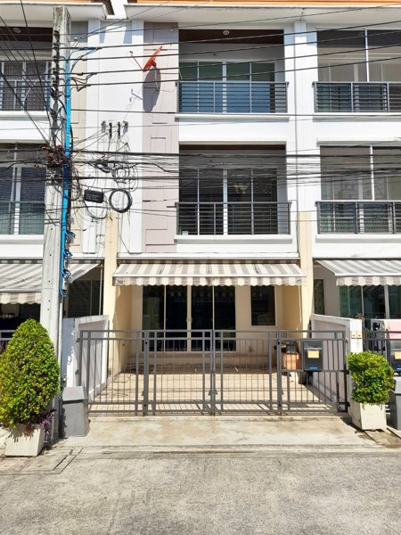 ให้เช่า-ทาวน์โฮม-3-ชั้น-มs-sense-ศรีนครินทร์-เยื้องพาราไดซ์-พาร์ค-บ้านสวยสภาพดี