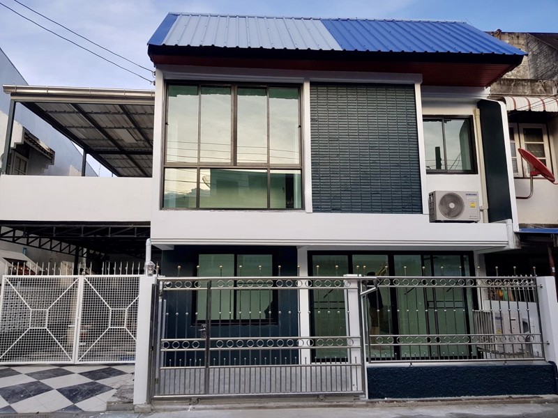 ให้เช่า-บ้าน-2-ชั้น-ใกล้-bts-แบริ่ง-บ้านสวยสภาพดี-มีเฟอร์นิเจอร์พร้อมอยู่-ราคา-22500-บาท