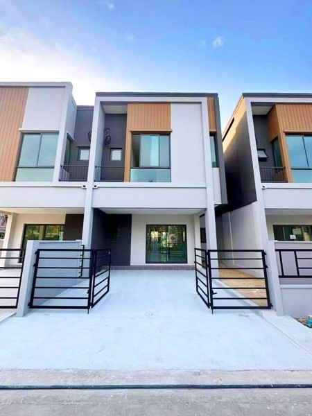 ทาวน์โฮม-2-ชั้นใหม่-มพลีโน่-สุขุมวิท-บางนา-2-บ้านสวย-มีเฟอร์นิเจอร์-พร้อมอยู่-ราคา-35000