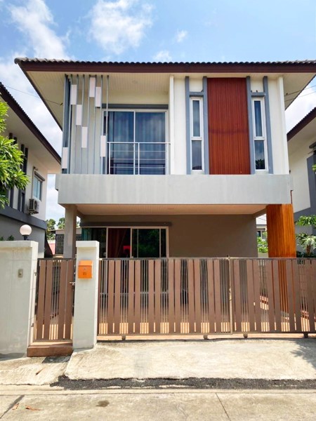 ให้เข่า-บ้านแฝด-มเมอริทแกรนด์-สุวรรณภูมิ-ซอยวัดหลวงพ่อโต-บ้านสวย-ราคา-16000-บาท