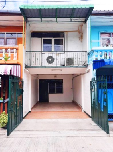 ให้เช่า ทาวน์เฮ้าส์ 2 ชั้น ซอยลาดพร้าว 109 ใกล้รถไฟฟ้าสายสีเหลือง เดอะมอลล์ บางกะปิ สภาพดี