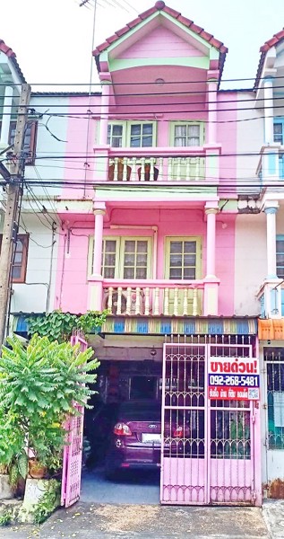 ขายถูก-ทาวน์เฮ้าส์-3-ชั้น-บ้าน-ปผาสุขนิเวศน์-บางบัวทอง