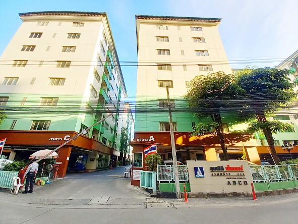 ขายด่วน-คอนโดลุมพินีเซ็นเตอร์-ลาดพร้าว-111-ตกแต่งพร้อมเข้าอยู่