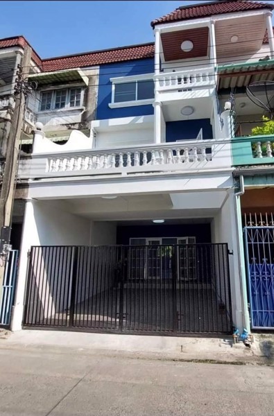 ทาวน์โฮม-3-ชั้น-สนามบินน้ำ