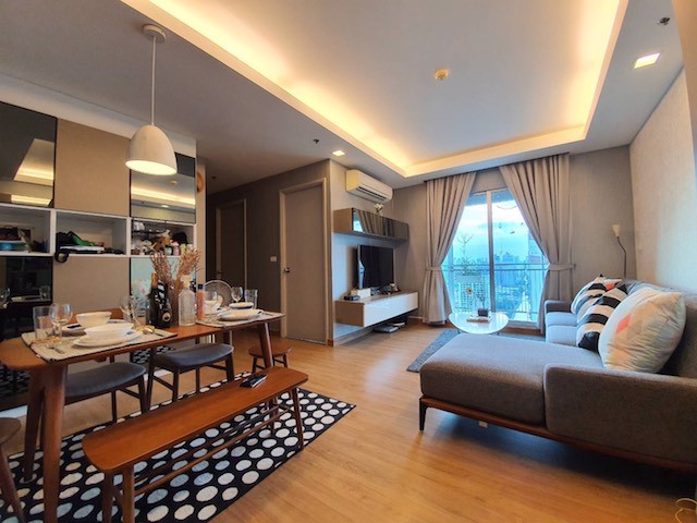 quick-sale-thru-thonglor-2-bedrooms-29th-floor-bts-thong-lo