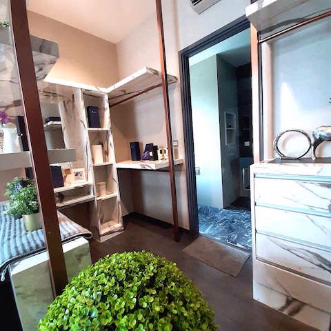 edge-sukhumvit-23-fully-furnished-peaceful-convenient-bts-asoke-mrt-sukhumvit