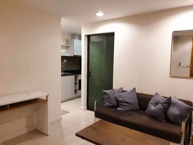 zenith-place-ekkamai-sukhumvit-42-ready-to-move-in-bts-ekkamai