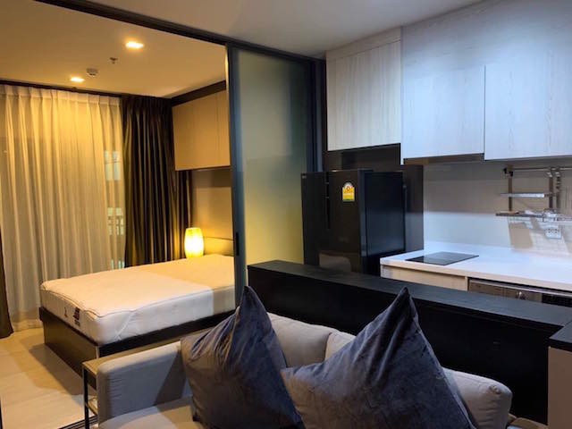 life-sukhumvit-48-2-bedroomsfully-furnished-clean-bts-phra-khanong