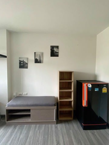 the-trust-erawan-new-room-fully-furnished-bts-erawan