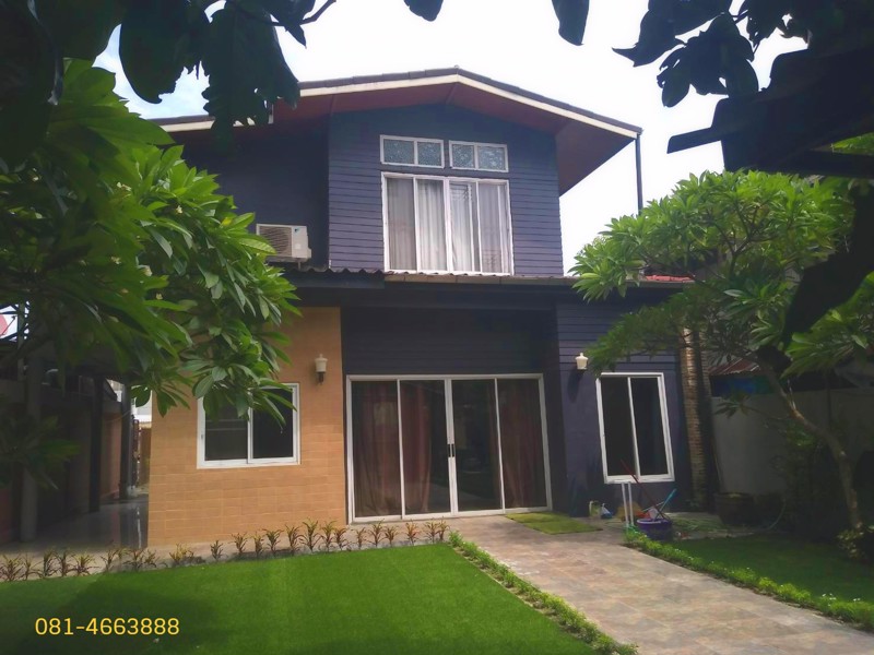 บ้านเดี่ยว-2-ชั้นพร้อมสวนสวย-เจริญกรุง-79-ใกล้สาทร-สีลม-ตกแต่งหรูพร้อมเฟอร์นิเจอร์-และเครื่องไฟฟ้า