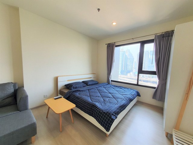 ให้เช่า-life-อโศก-ติดmrtarl-ครัวแยก-วิวg-tower-พร้อมอยู่-14500-บาท