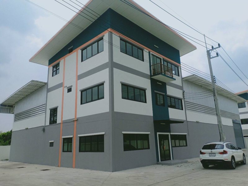 ให้เช่า-โกดัง-โรงงาน-ถนนลำลูกกา-คลอง-7-เนื้อที่-240-ตรว-พื้นที่ใช้สอย-1000-ตรมรวมสำนักงาน-3-ชั้น