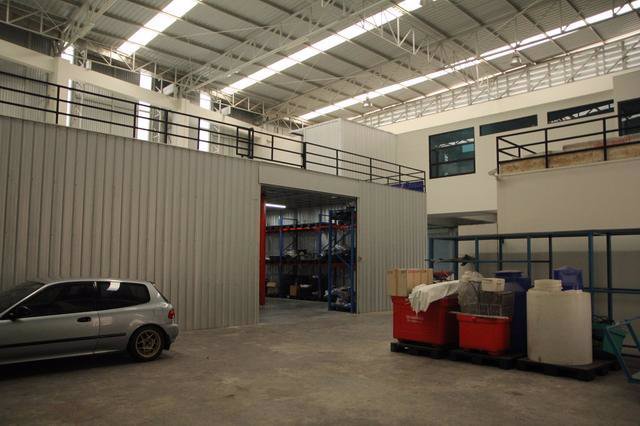 ให้เช่า-สำนังงาน-4-ชั้น-พร้อมโกดัง-เนื้อที่-1-2-0-ไร่-ถนนพุทธมณฑลสาย3-ใกล้ถนนบรมราชชนนีเพียง-500เมตร