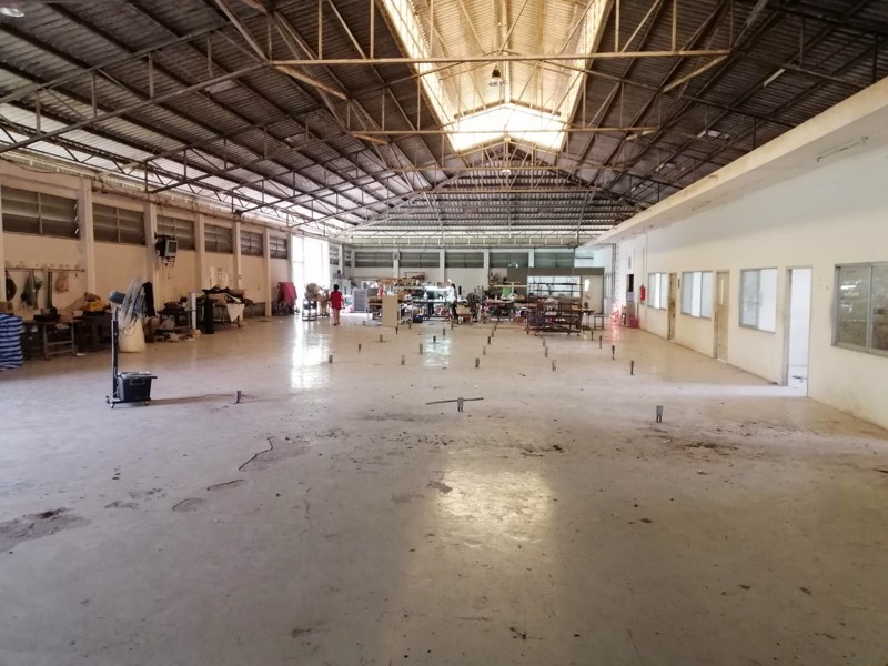 ให้เช่าโกดัง-โรงงาน-รังสิต-นครนายกคลอง-14-เนื้อที่-6-ไร่-มีอาคาร-3-หลัง-เหมาะทำโรงงานและเก็บสินค้า