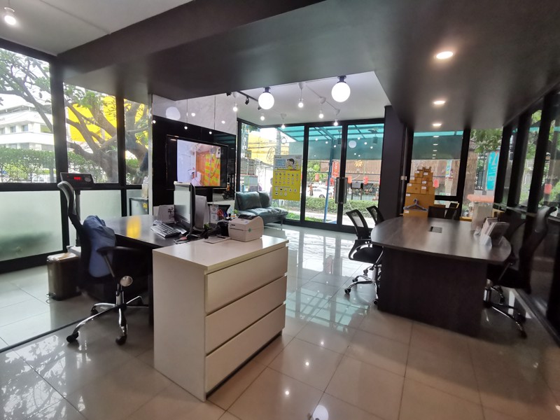 ด่วนเช่าร้านสวยทำเลเด่นหลังเซนทรัลบางนา