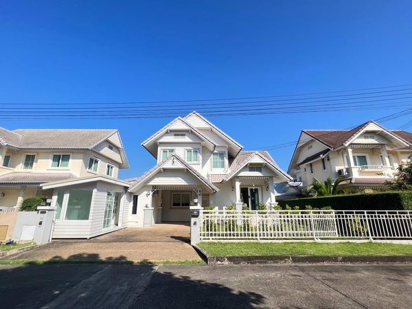 ขายทุบราคา-จองวันนี้-339-ล้านบาท-อยู่ได้-ปล่อยเช่าก็สุดคุ้มค่ะ