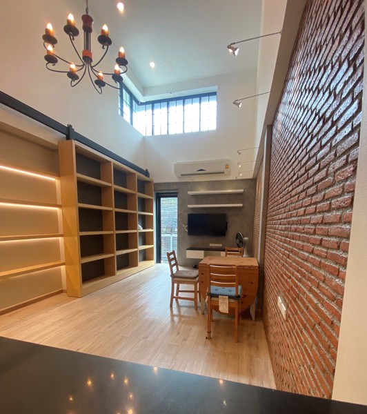 ⭐ทำเลทอง-อาคารพาณิชย์-ห้องว่าง-ปล่อยให้เช่าชั้น-2-และ-3-⭐